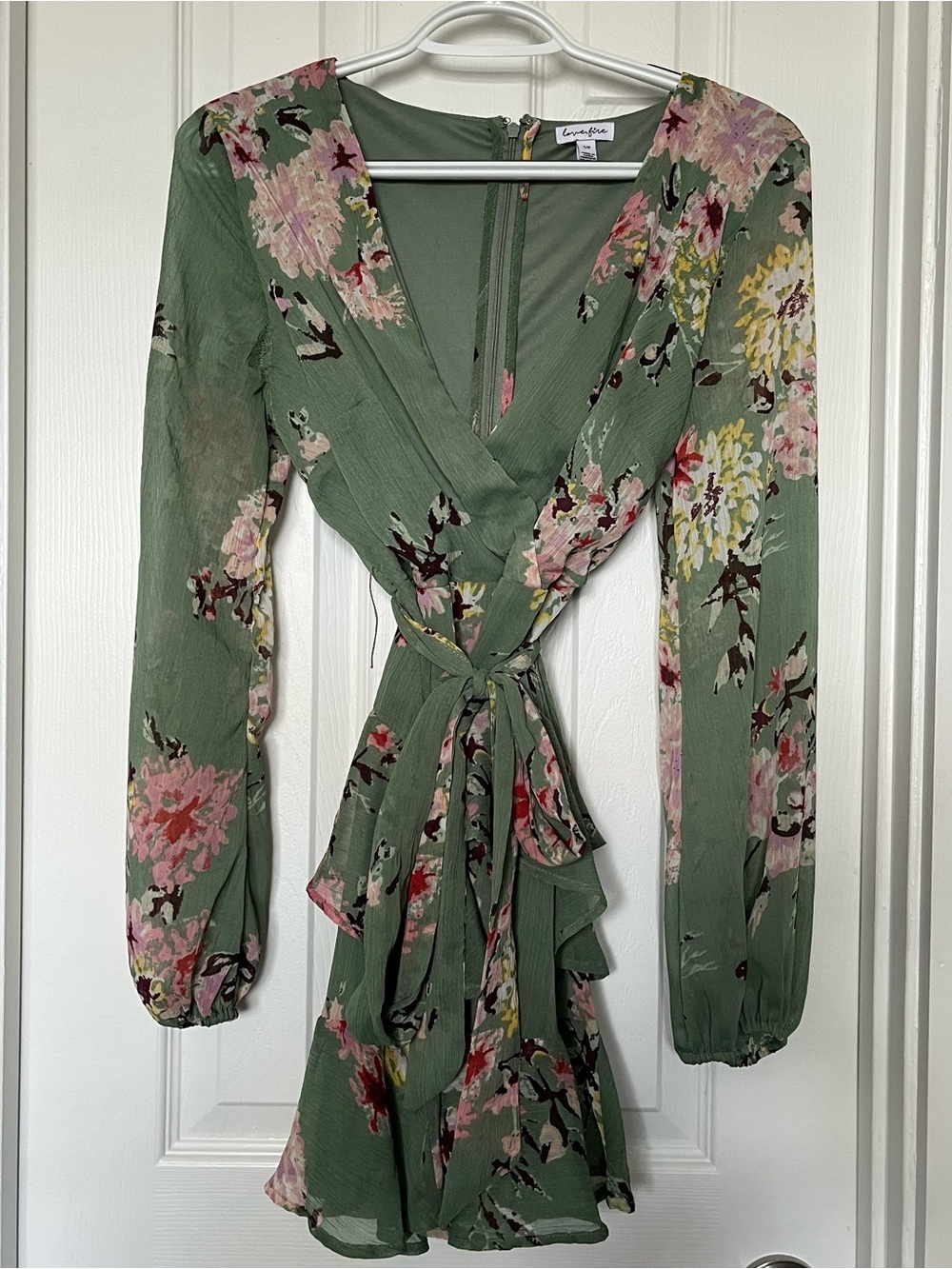 love, Fire Olive Green Floral Long Sleeve Romantic Garden Party Wrap Dress sz S